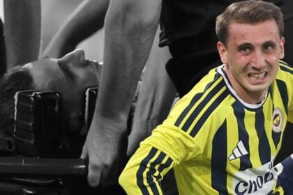 Fenerbahçe'den gece yarısı Kerem Aktürkoğlu açıklaması! 'Olumsuz bulguya rastlanmamıştır' - Fanatik Gazetesi Fenerbahçe (FB) Haberleri Spor