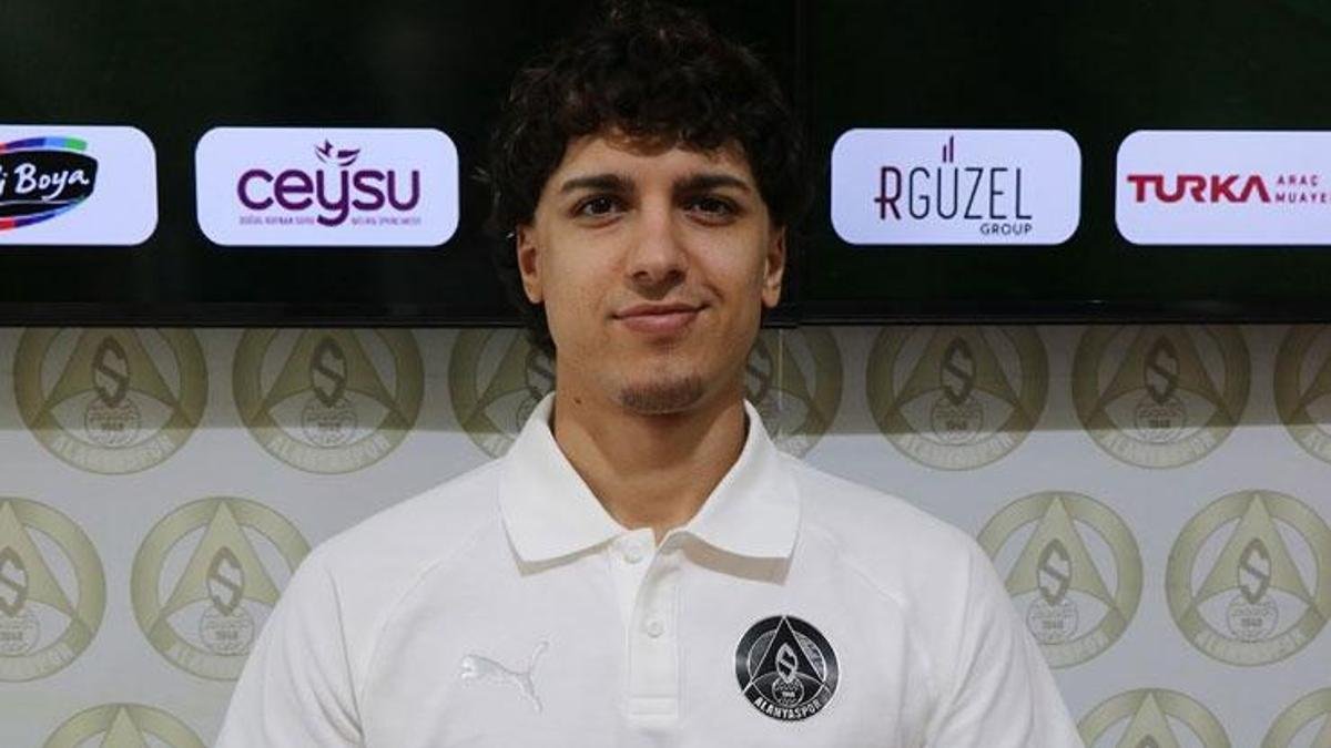 Fenerbahçe'den ayrıldı! Yeni adresi Alanyaspor oldu - Fanatik Gazetesi Futbol Haberleri - Spor