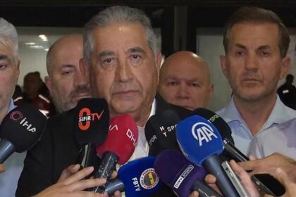 Tahkim Kurulu, Fenerbahçe Genel Sekreteri Mahmut Uslu'nun cezasını kaldırdı - Fanatik Gazetesi Fenerbahçe (FB) Haberleri Spor