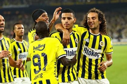 Fenerbahçe'de 4 futbolcu ilk kez derbi heyecanı yaşayacak - Fanatik Gazetesi Fenerbahçe (FB) Haberleri Spor