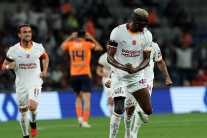 🚨 OSİMHEN SAKATLANDI! Galatasaray'ın golcüsü Başakşehir maçına devam edemedi