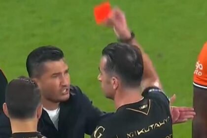 Maç bitti, Nuri Şahin çıldırdı! Başakşehir-Galatasaray karşılaşmasının ardından kırmızı kart... - Fanatik Gazetesi Futbol Haberleri - Spor