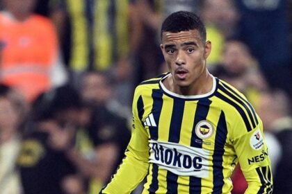 Fenerbahçe'de 3 isim ilk kez derbi oynadı - Fanatik Gazetesi Fenerbahçe (FB) Haberleri Spor
