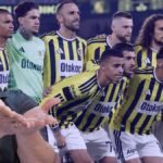 Nihat Kahveci'den Fenerbahçe'nin yıldızına çok sert sözler: 'Yürüyerek oynayamazsın!' | 'Büyük formasyon hatası' - Fanatik Gazetesi Fenerbahçe (FB) Haberleri Spor