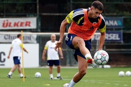Fenerbahçe, Roma maçının hazırlıklarına devam etti - Fanatik Gazetesi Fenerbahçe (FB) Haberleri Spor
