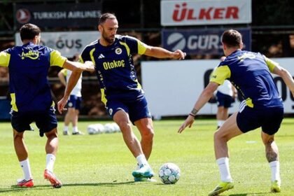 Fenerbahçe, Roma maçının hazırlıklarına devam ediyor - Fanatik Gazetesi Fenerbahçe (FB) Haberleri Spor