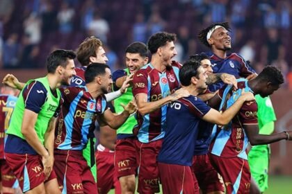 Trabzonspor rakiplerine fark attı! Süper Lig’de zirveyi kaptı - Fanatik Gazetesi Trabzonspor (TS) Haberleri - Spor