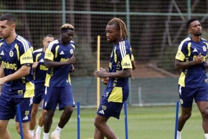 Fenerbahçe'de Eyüpspor maçı hazırlıkları başladı - Fanatik Gazetesi Fenerbahçe (FB) Haberleri Spor