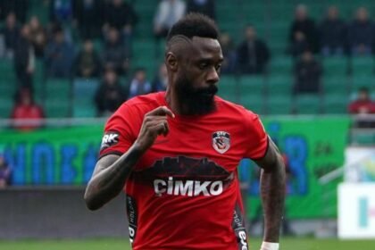 N'Koulou'dan Marsilya'ya Beşiktaş uyarısı: Baskıyı çok iyi biliyorum - Fanatik Gazetesi Beşiktaş (BJK) Haberleri - Spor