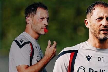Domenico Tedesco'nun Bologna'dan kovulma sebebi şoke etti! 'Kafasını duvara vuruyor gibiydi...' - Fanatik Gazetesi Fenerbahçe (FB) Haberleri Spor