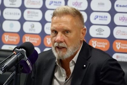 Samsunspor teknik direktörü Thorsten Fink: 'Ben takımıma güveniyorum' - Fanatik Gazetesi Futbol Haberleri - Spor