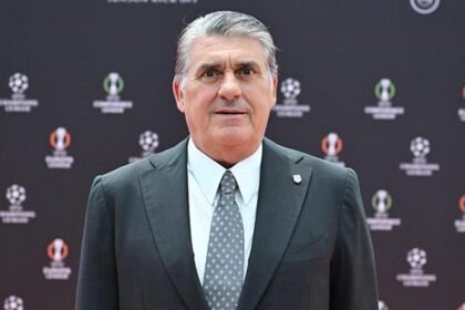 Beşiktaş Başkanı Serdal Adalı tek aday olarak seçime giriyor - Fanatik Gazetesi Beşiktaş (BJK) Haberleri - Spor