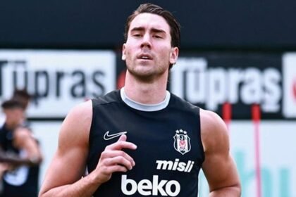 Beşiktaş'ta Vlahovic takımdan ayrı çalıştı - Fanatik Gazetesi Beşiktaş (BJK) Haberleri - Spor