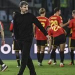 Mark van Bommel'den Trossard ve Lukaku açıklaması! 'Trossard hazır, Lukaku için İstanbul'a gittim' - Fanatik Gazetesi Futbol Haberleri - Spor