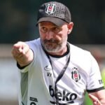 Vincenzo Italiano durmuyor! Beşiktaş'ın teknik direktörü, zorlu fikstüre hazırlanıyor... - Fanatik Gazetesi Beşiktaş (BJK) Haberleri - Spor