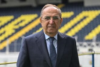 Nihat Özbağı açıkladı! 'Stadın 1 milyon doları benden' - Fanatik Gazetesi Fenerbahçe (FB) Haberleri Spor