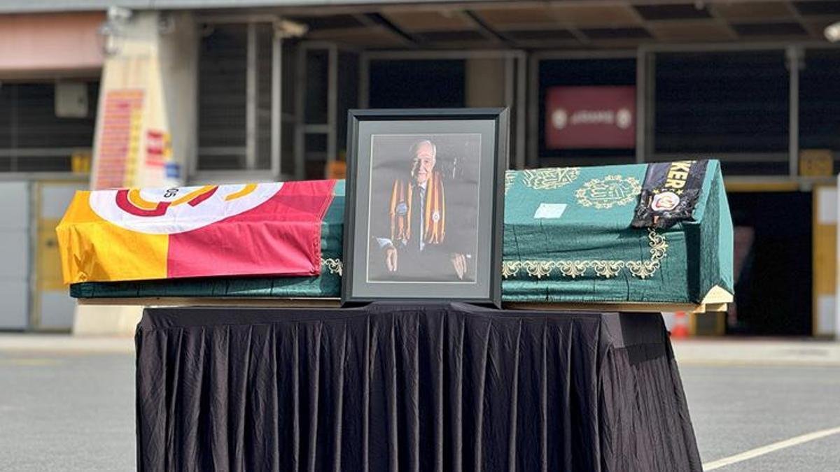 Ali Fuat Diriker son yolculuğuna Rams Park'tan uğurlandı - Fanatik Gazetesi Galatasaray (GS) Haberleri - Spor