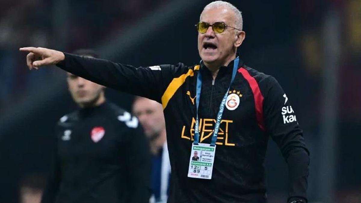 Galatasaray Yardımcı Antrenörü İrfan Saraloğlu kırmızı karta isyan etti: 'Net faul var' - Fanatik Gazetesi Galatasaray (GS) Haberleri - Spor
