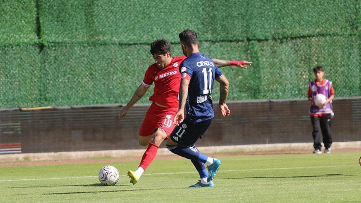 Antalyaspor deplasmanda tek golle kazandı - Fanatik Gazetesi Futbol Haberleri - Spor