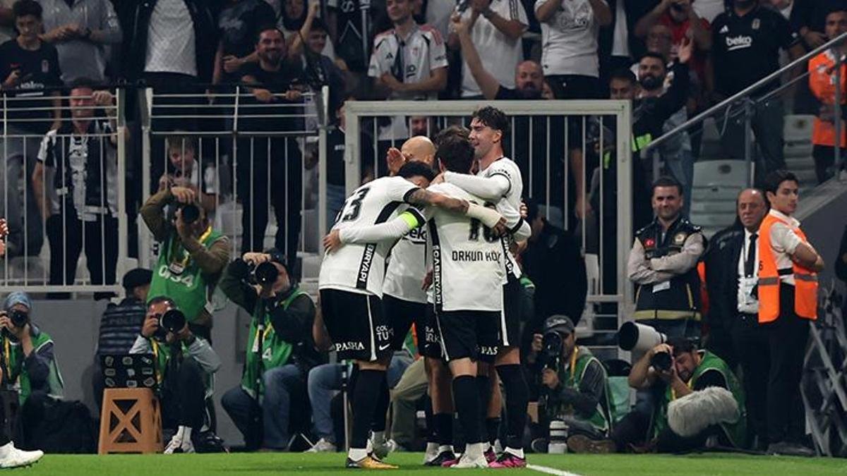 Beşiktaş zirve yarışında kayıpsız! - Fanatik Gazetesi Beşiktaş (BJK) Haberleri - Spor