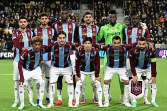 Trabzonspor'a Beşiktaş derbisi öncesi kötü haber! Paul Onuachu forma giyemeyecek - Fanatik Gazetesi Trabzonspor (TS) Haberleri - Spor