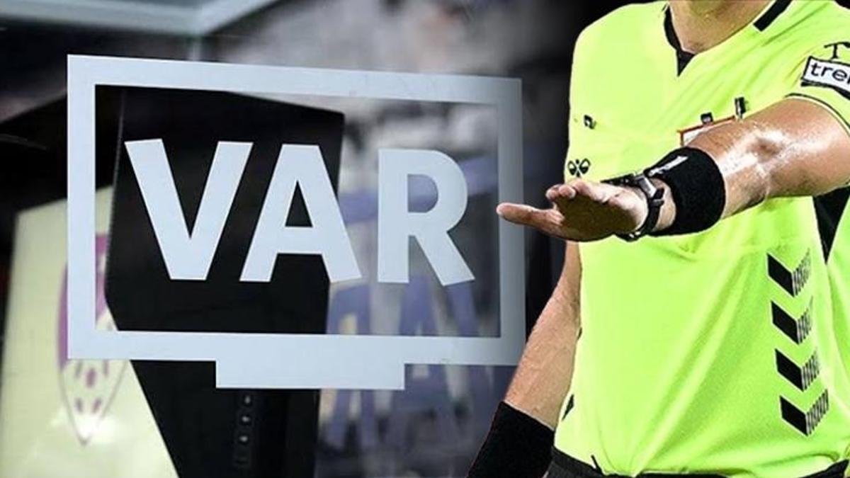 Fenerbahçe - Alanyaspor maçının VAR hakemine verdi veriştirdi: 'Kuralı bilmiyorsa...' - Fanatik Gazetesi Fenerbahçe (FB) Haberleri Spor