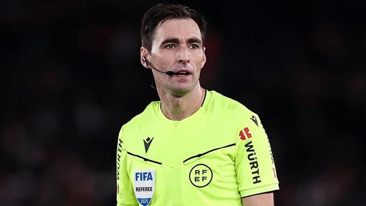 Fenerbahçe-Slavia Prag maçının hakemi belli oldu! - Fanatik Gazetesi Fenerbahçe (FB) Haberleri Spor
